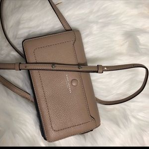 🛑🛑SOLD🛑Marc Jacobs Empire City Crossbody wallet